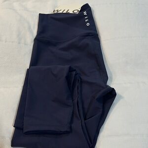 WILO Women's Navy Leggings